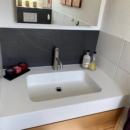 Apartment An Sonniger Aussichtsreicher Lage *