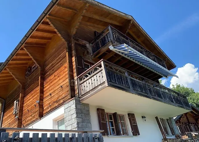 Lejlighed An Sonniger Aussichtsreicher Lage *