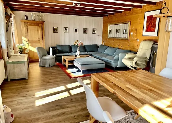 An Sonniger Aussichtsreicher Lage Lejlighed *