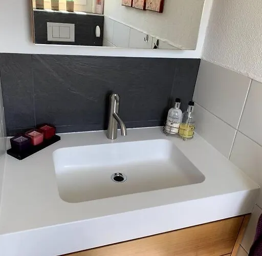 Lejlighed An Sonniger Aussichtsreicher Lage *