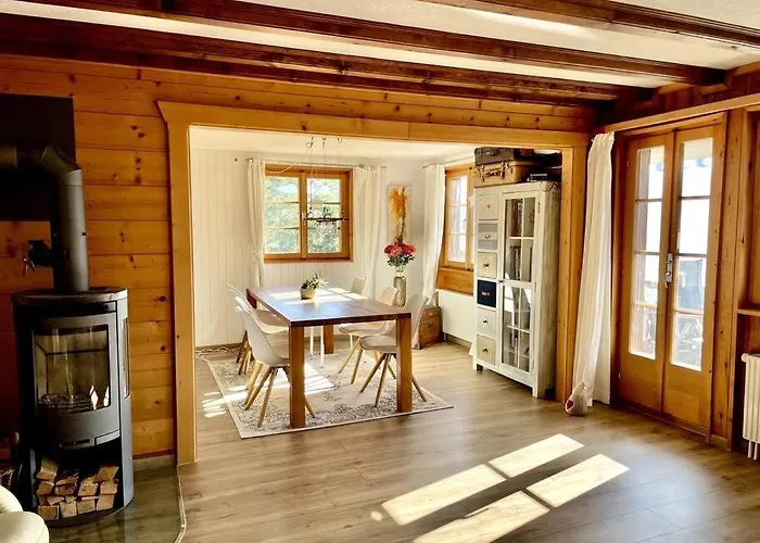 An Sonniger Aussichtsreicher Lage