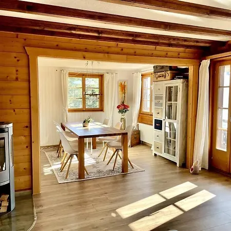 An Sonniger Aussichtsreicher Lage